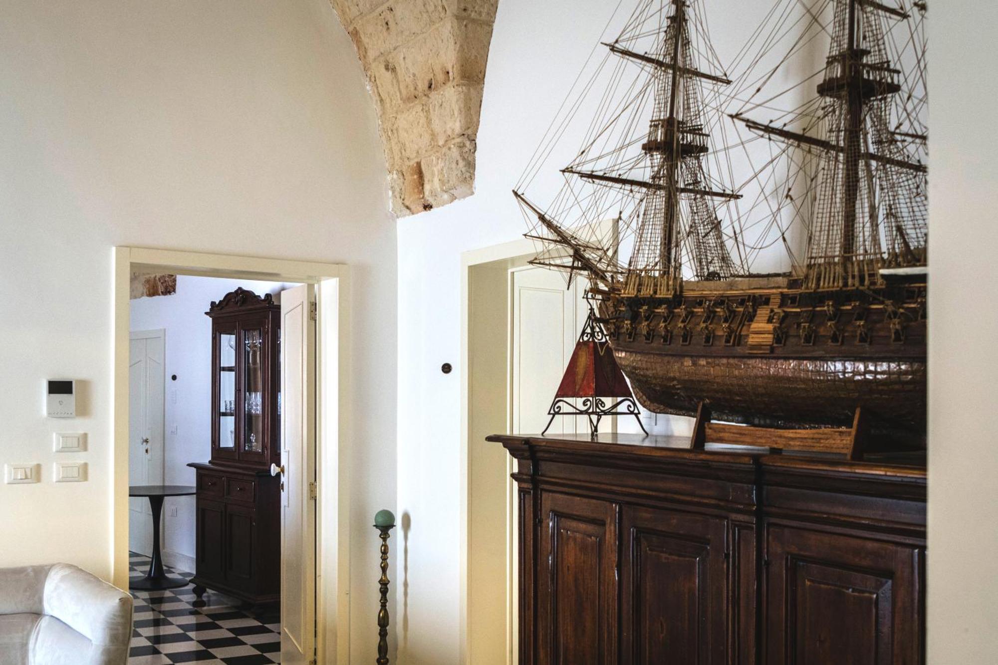 Galatina Suites Boutique - Luxury Experience In Salento Luaran gambar