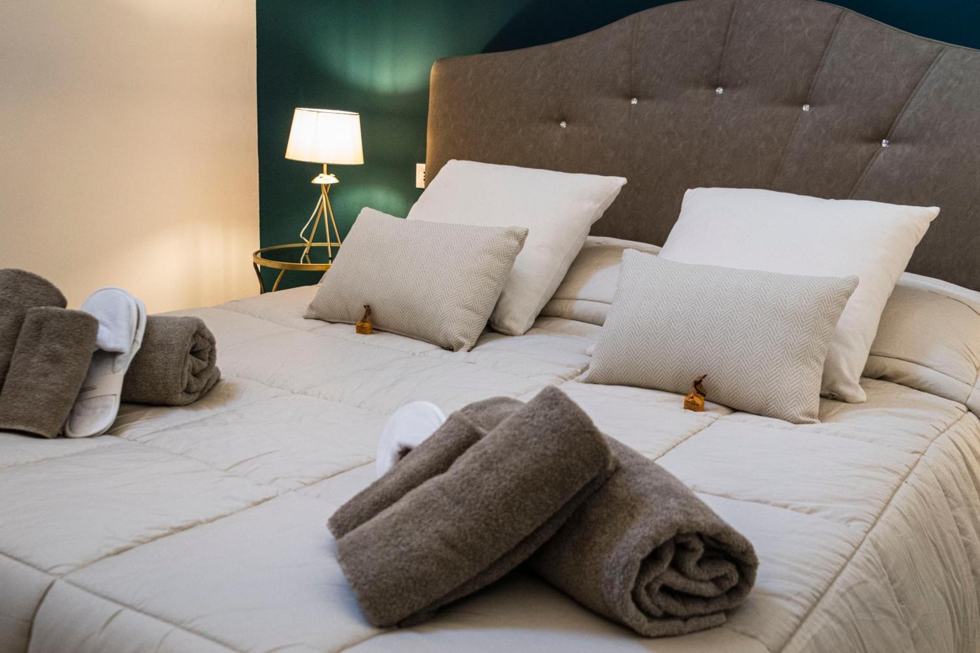 Galatina Suites Boutique - Luxury Experience In Salento Bilik gambar
